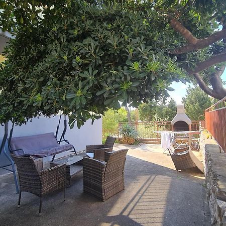 Apartments La Bombonera Starigrad Paklenica Quarto foto