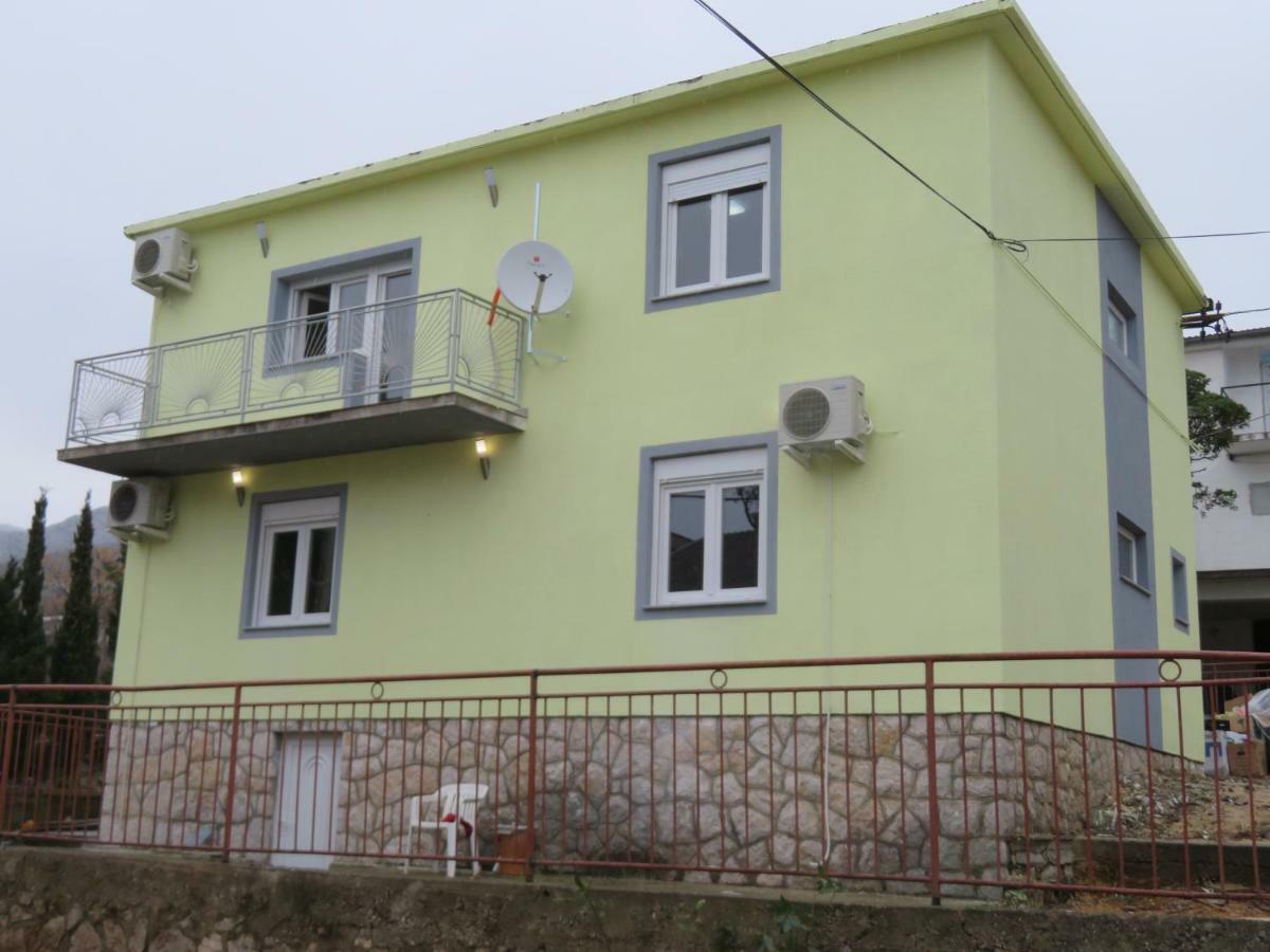 Apartments La Bombonera Starigrad Paklenica Exterior foto