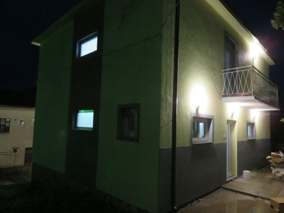 Apartments La Bombonera Starigrad Paklenica Exterior foto