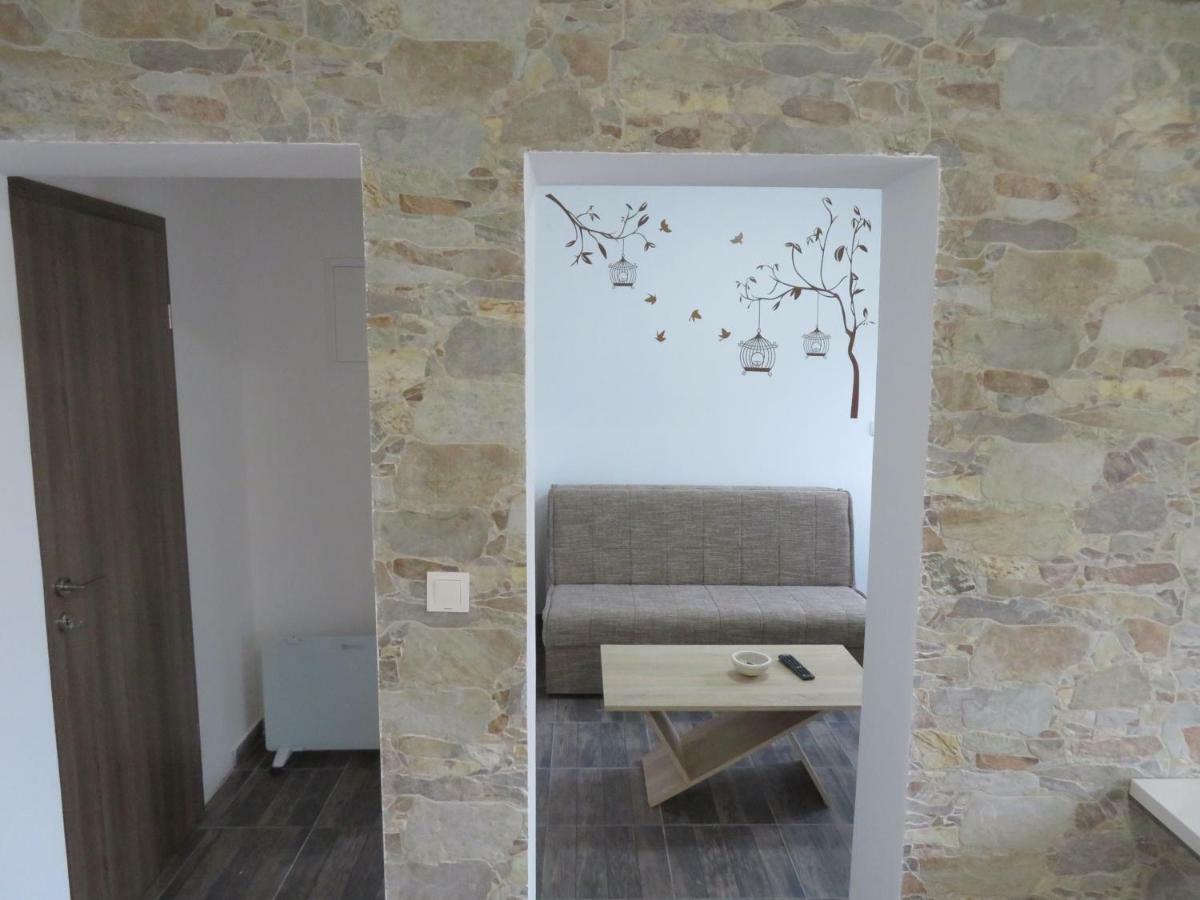 Apartments La Bombonera Starigrad Paklenica Exterior foto